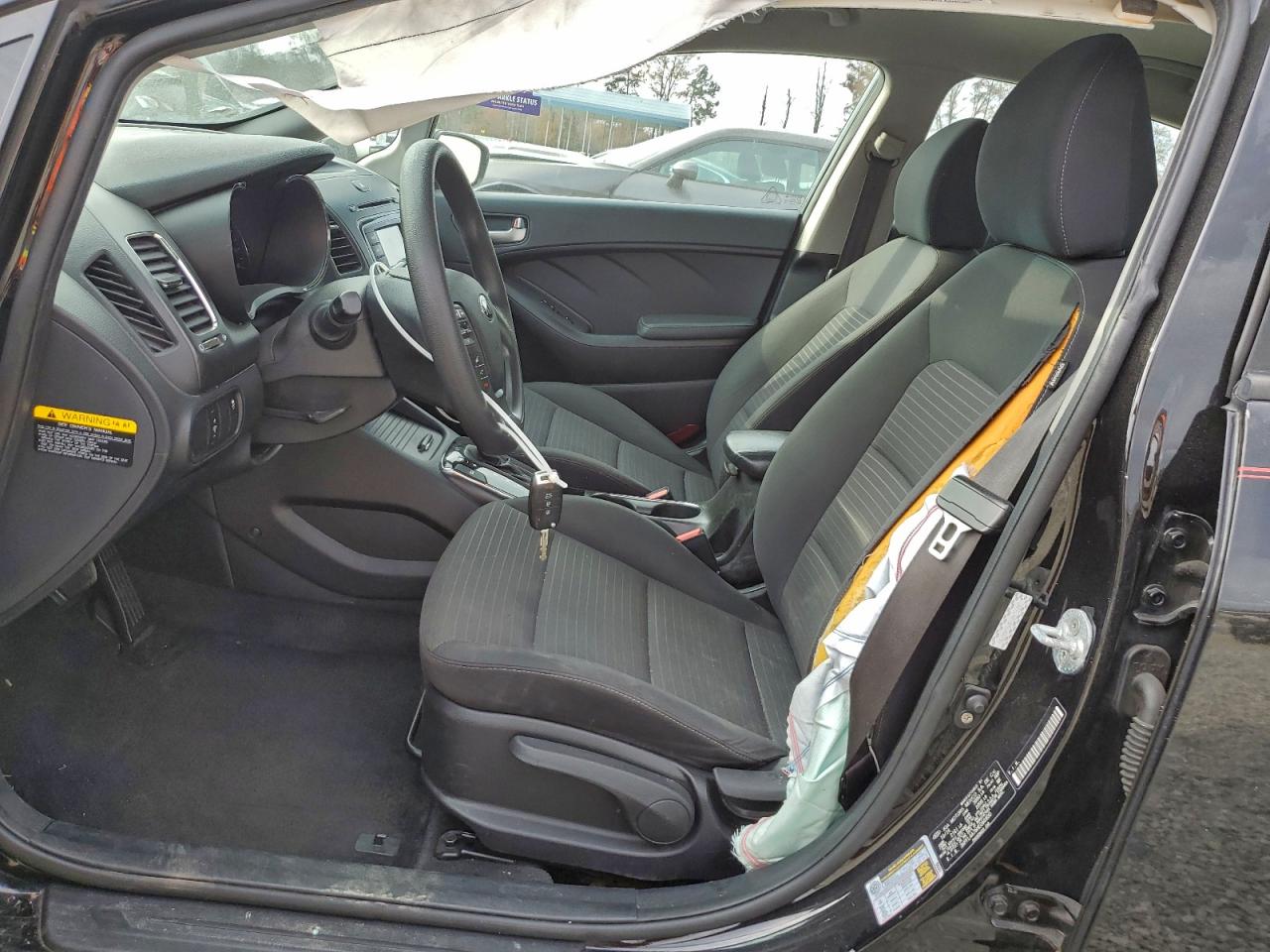 2017 Kia Forte Lx VIN: 3KPFL4A76HE066950 Lot: 93884935