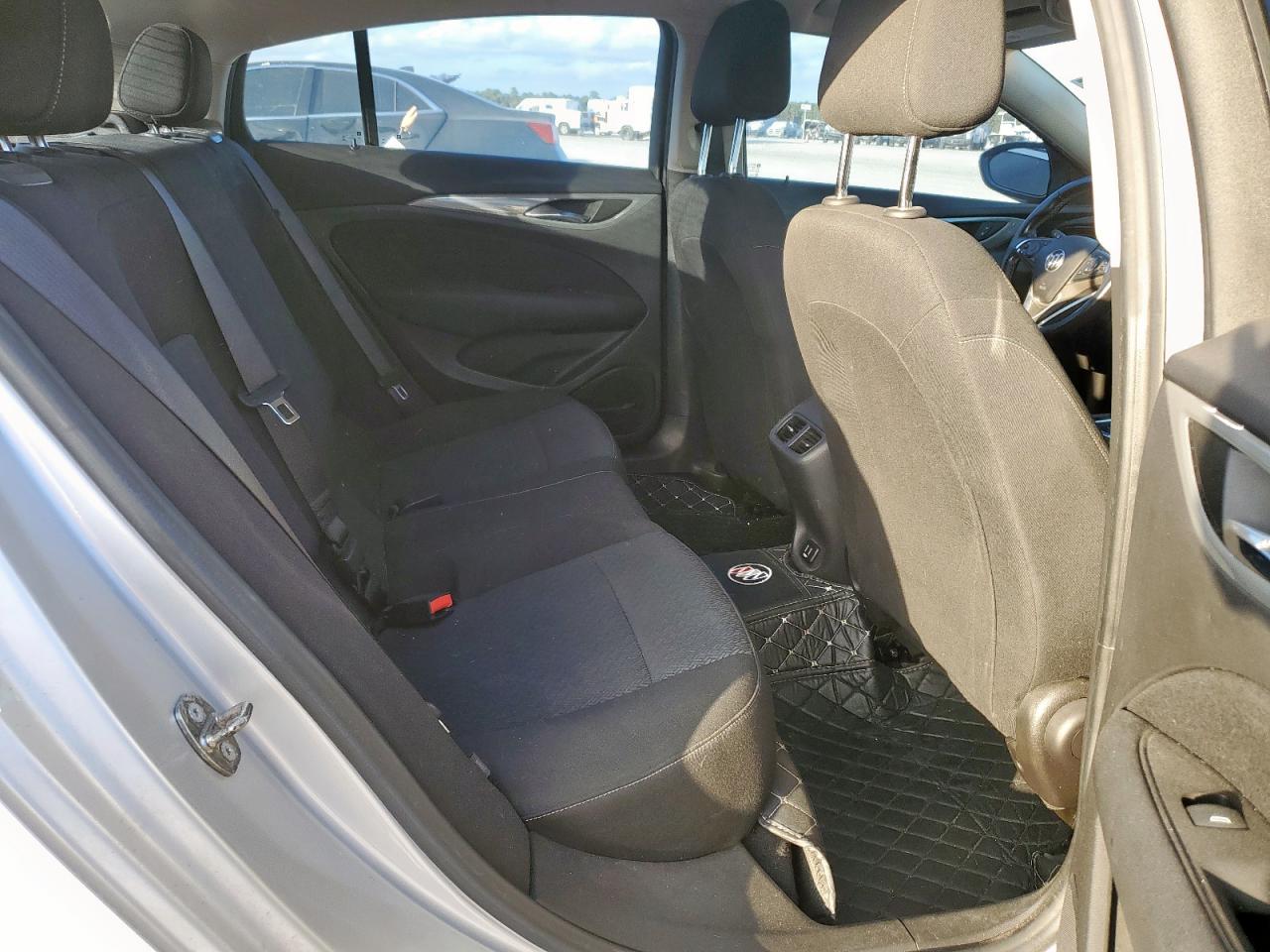 2018 Buick Regal Preferred VIN: W04GL6SX6J1123648 Lot: 93277415