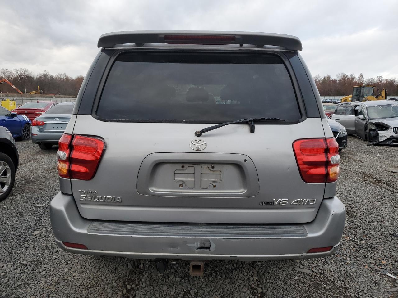 2001 Toyota Sequoia Sr5 VIN: 5TDBT44A51S033200 Lot: 92439515