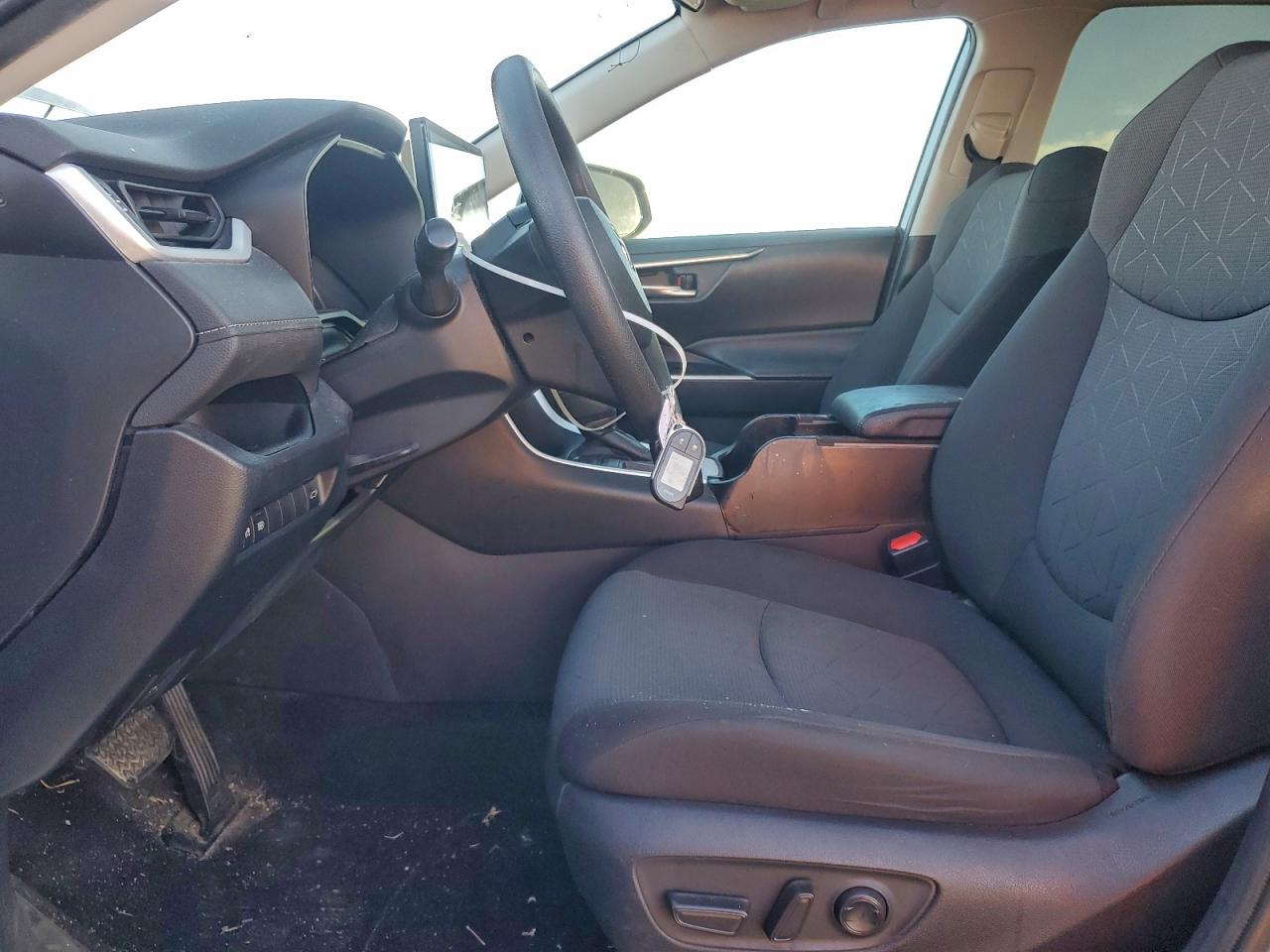 2020 Toyota Rav4 Xle VIN: 2T3W1RFV3LC056224 Lot: 94581265