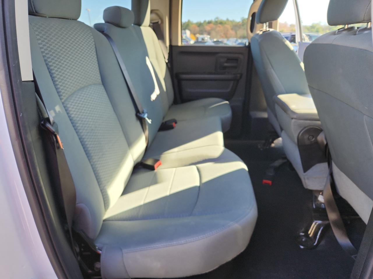 2019 Ram 1500 Classic Tradesman VIN: 1C6RR7FT1KS551690 Lot: 93111525