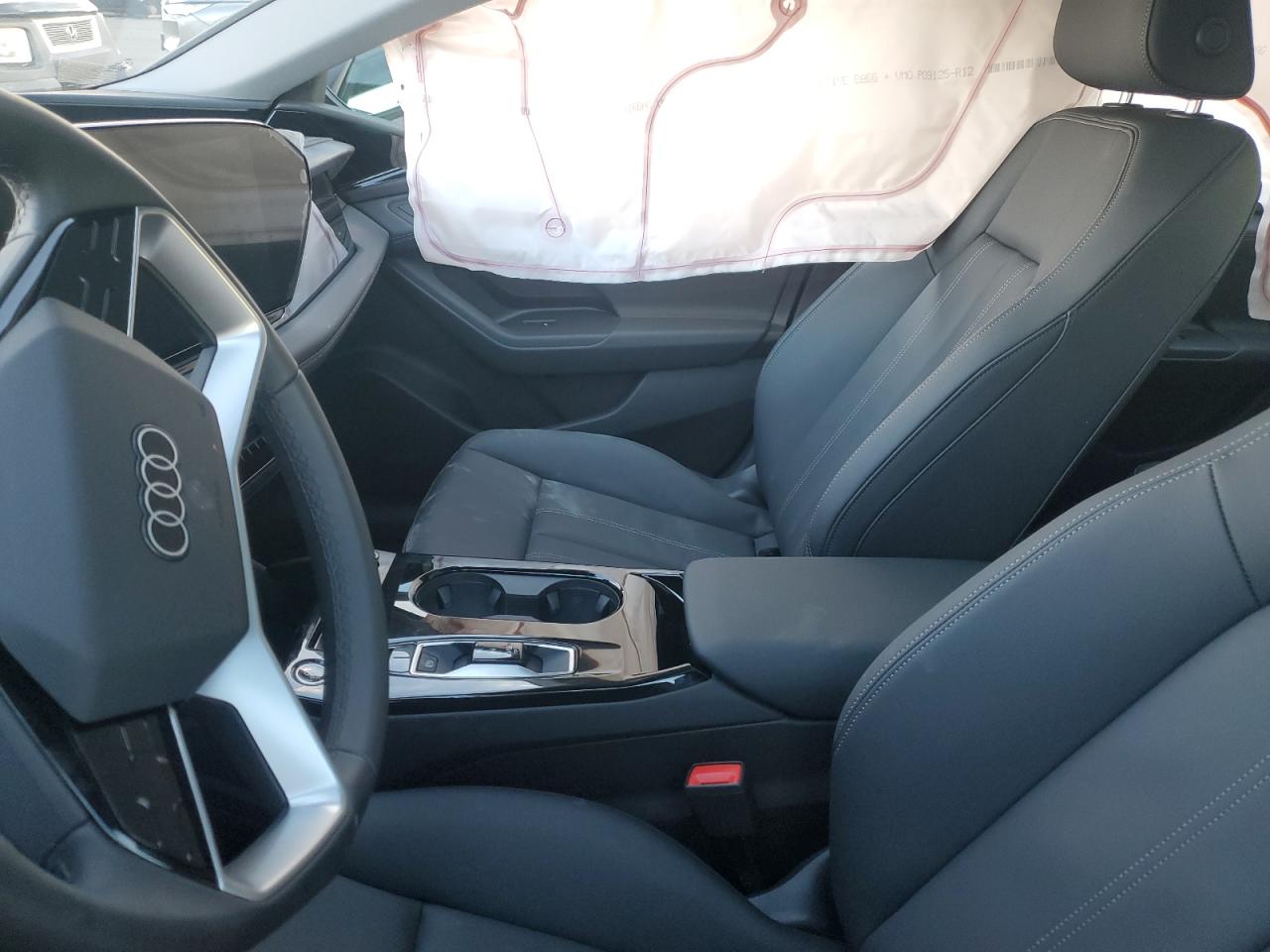 2025 Audi A6 E-Tron Premium 55 VIN: WAU1CAGH2SA018636 Lot: 92446405