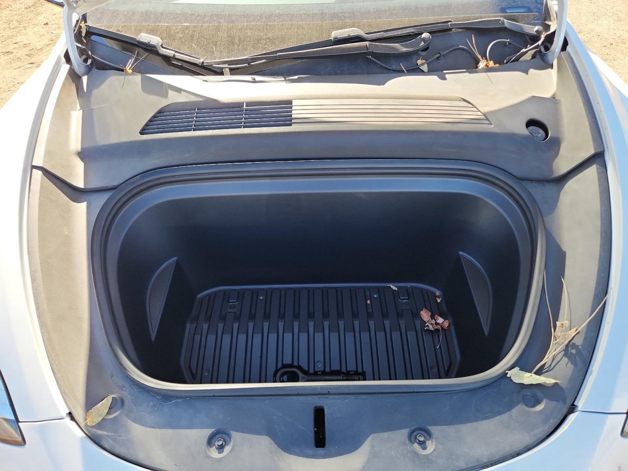 2020 Tesla Model Y VIN: 5YJYGDEEXLF032616 Lot: 92947645