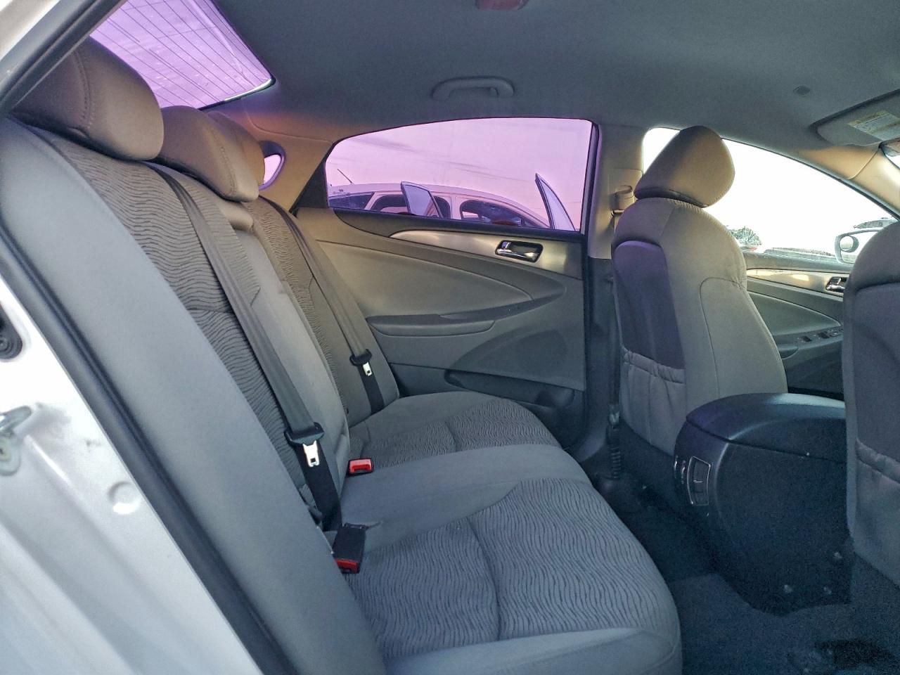 2013 Hyundai Sonata Hybrid VIN: KMHEC4A43DA077091 Lot: 92411345