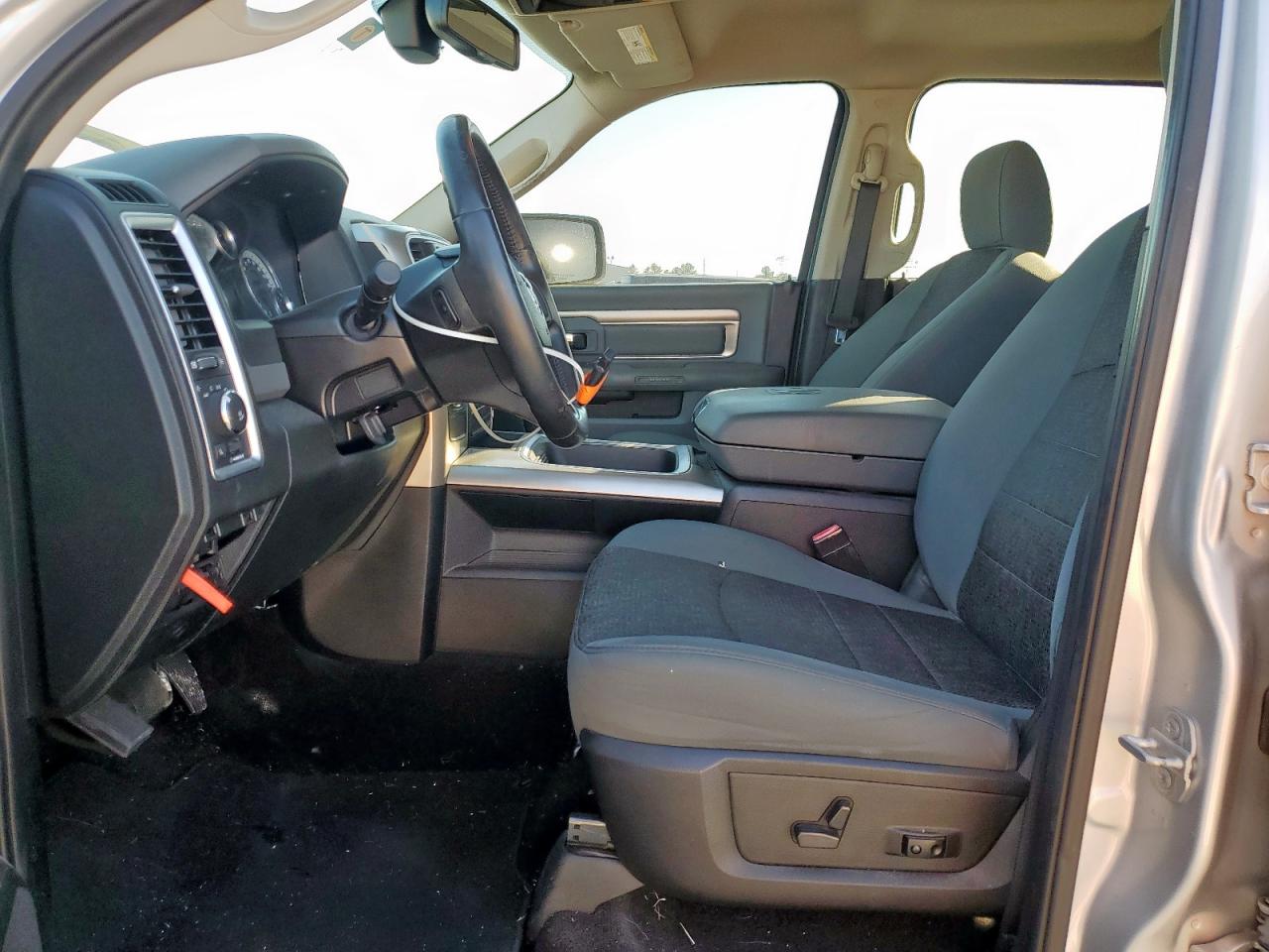 2016 Ram 1500 Slt VIN: 1C6RR6LT3GS107586 Lot: 91104645