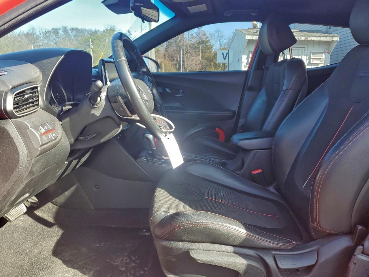 2019 Hyundai Veloster Base VIN: KMHTG6AFXKU013747 Lot: 93509555