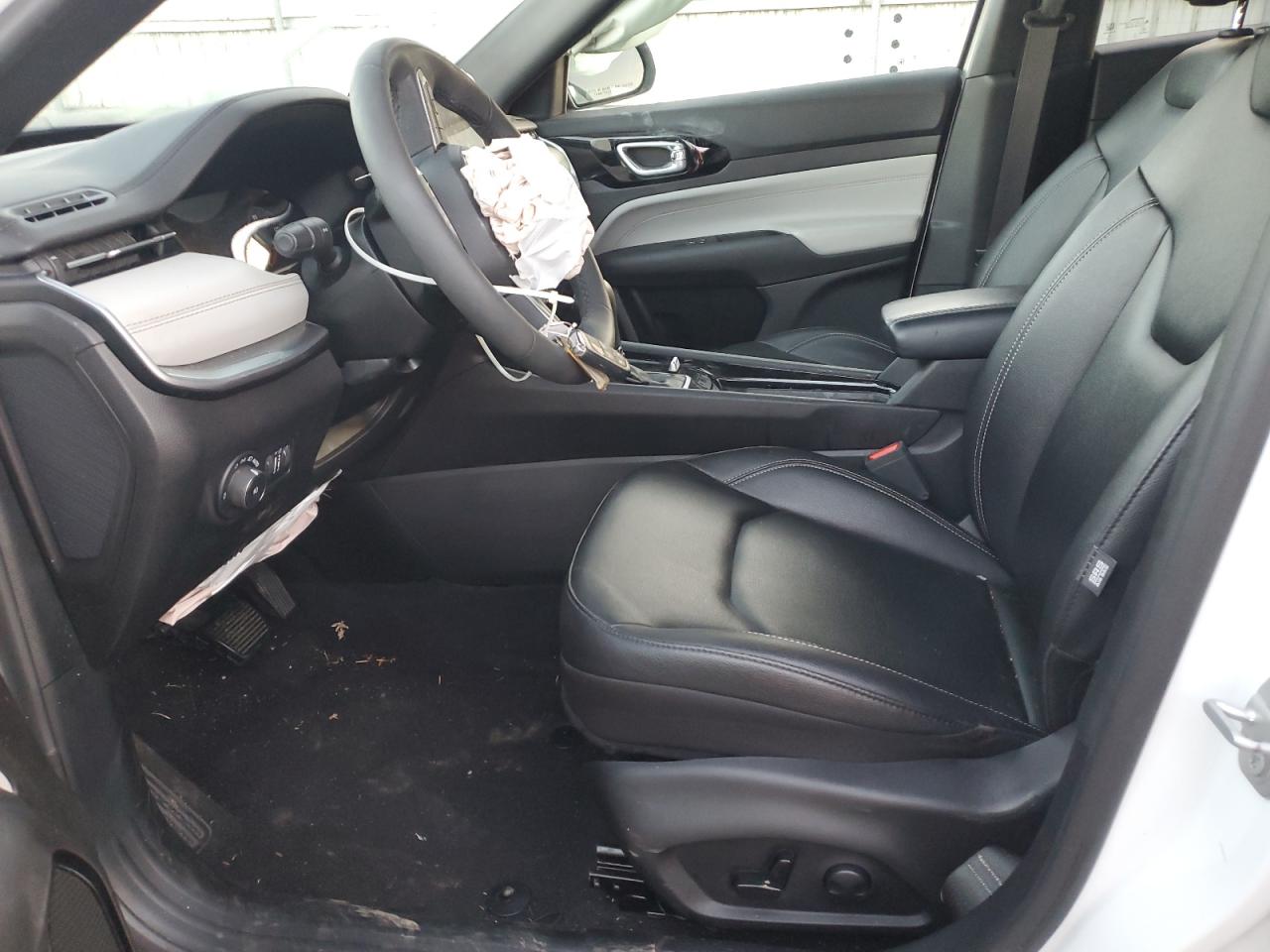 2025 Jeep Compass Limited VIN: 3C4NJDCN4ST513811 Lot: 92948525