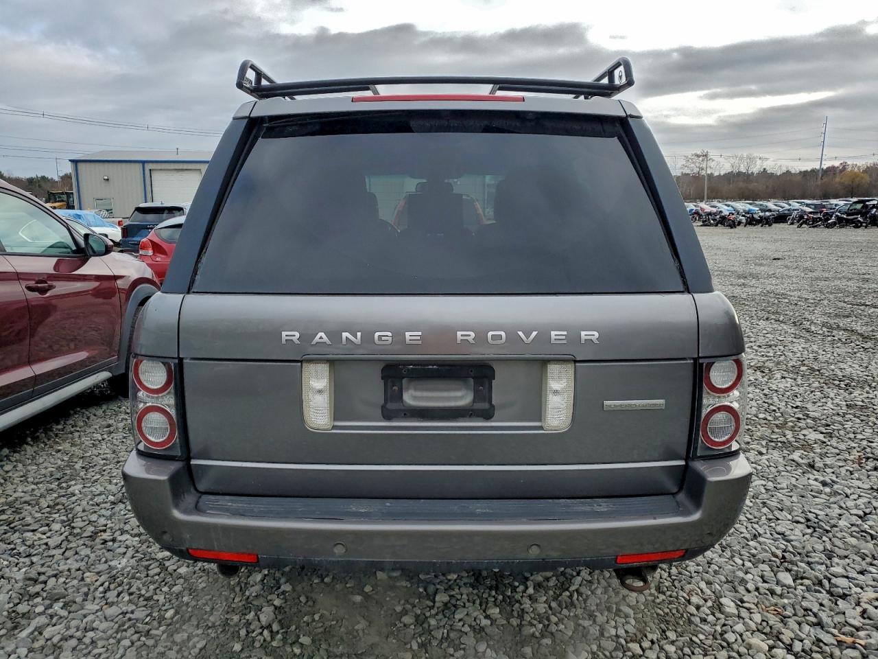 2011 Land Rover Range Rover Hse Luxury VIN: SALMF1E44BA353011 Lot: 94063695