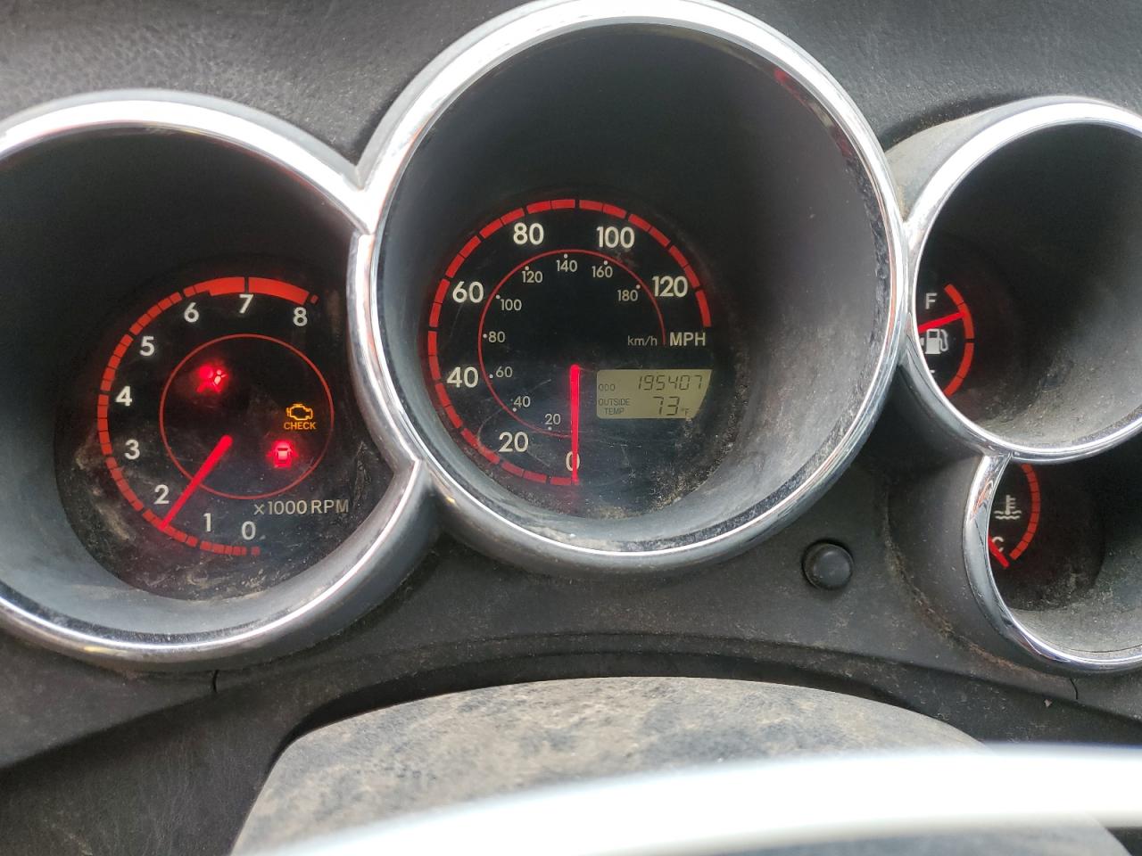 2004 Toyota Corolla Matrix Xr VIN: 2T1KR32E24C214105 Lot: 93481065