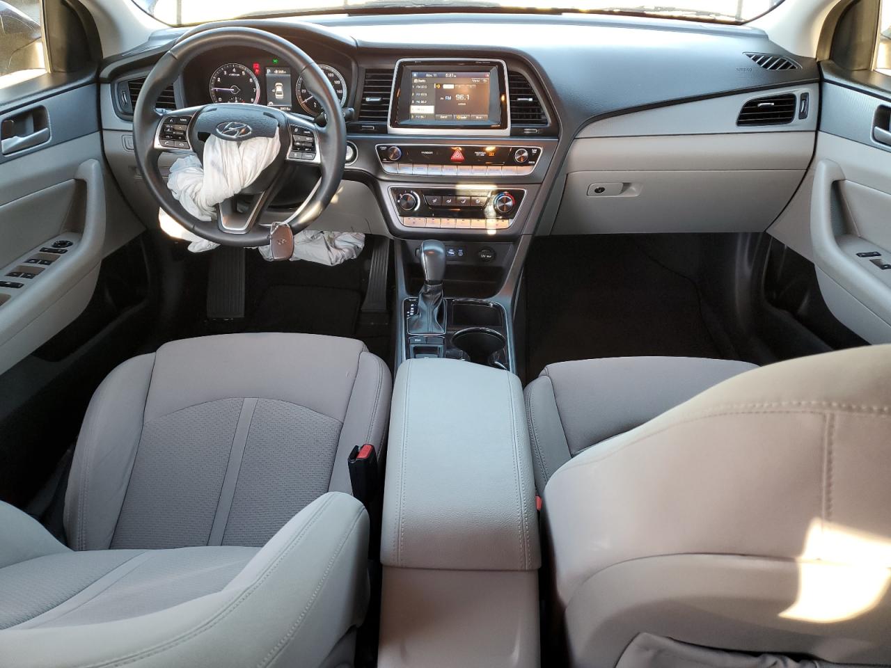 2018 Hyundai Sonata Sport VIN: 5NPE34AF1JH691583 Lot: 92359595