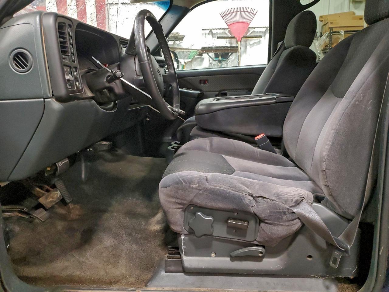 2002 Chevrolet Avalanche K1500 VIN: 3GNEK13T92G167779 Lot: 93541475