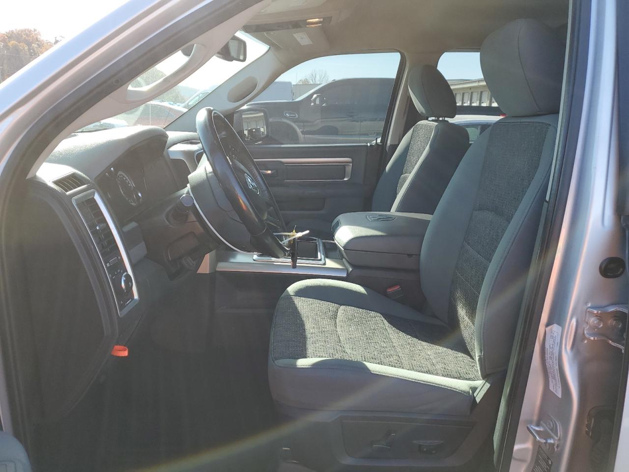 2015 Ram 1500 Slt VIN: 1C6RR7LTXFS704982 Lot: 92261845