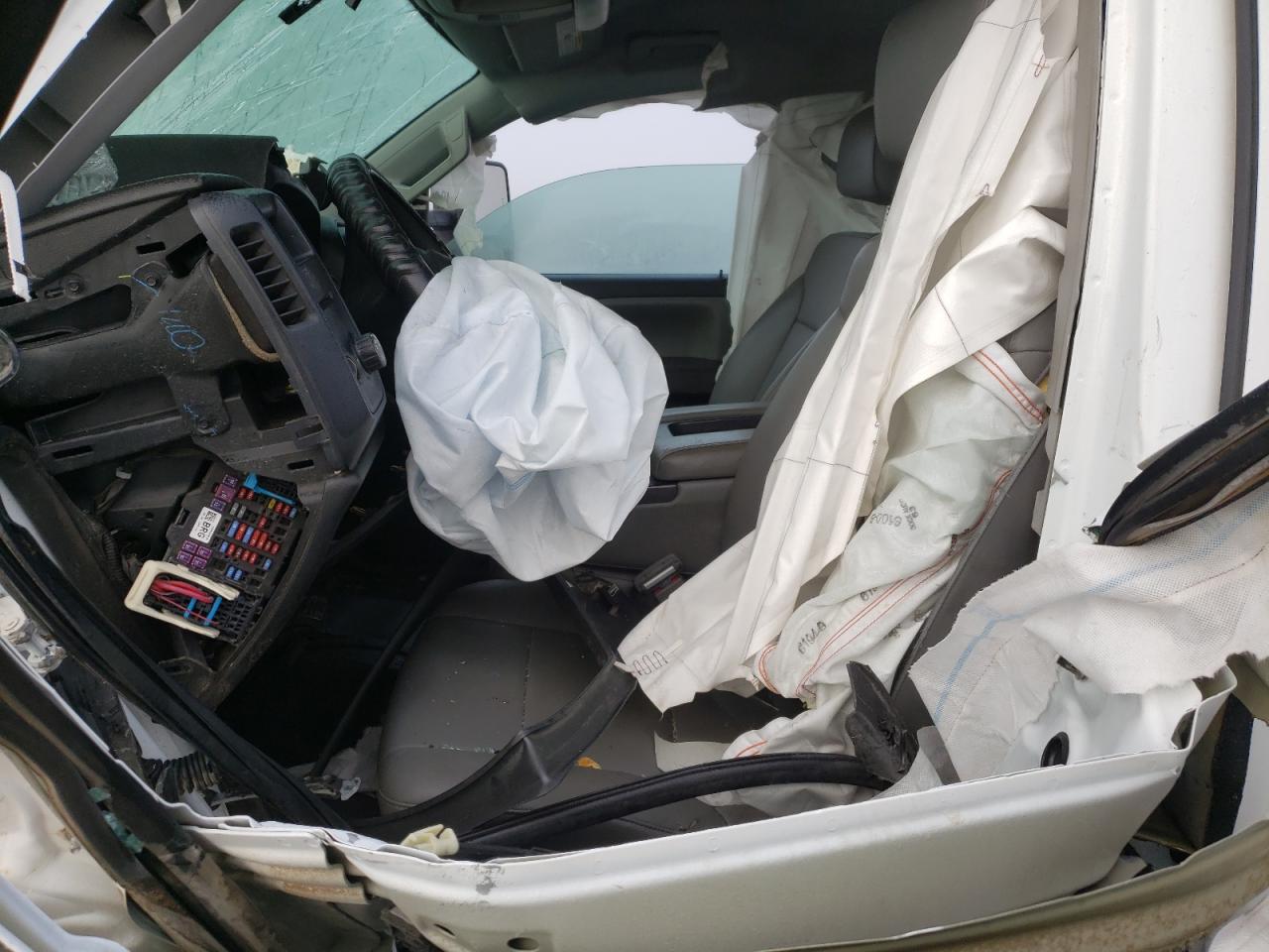 2017 Chevrolet Silverado K1500 VIN: 3GCUKNEC3HG488556 Lot: 91922395