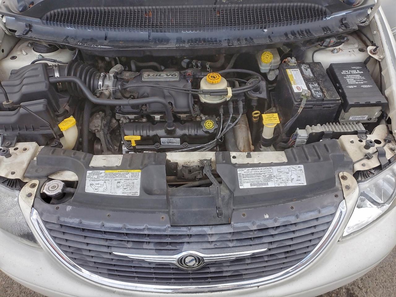 2002 Chrysler Town & Country Limited VIN: 2C8GP64L22R767602 Lot: 94177965