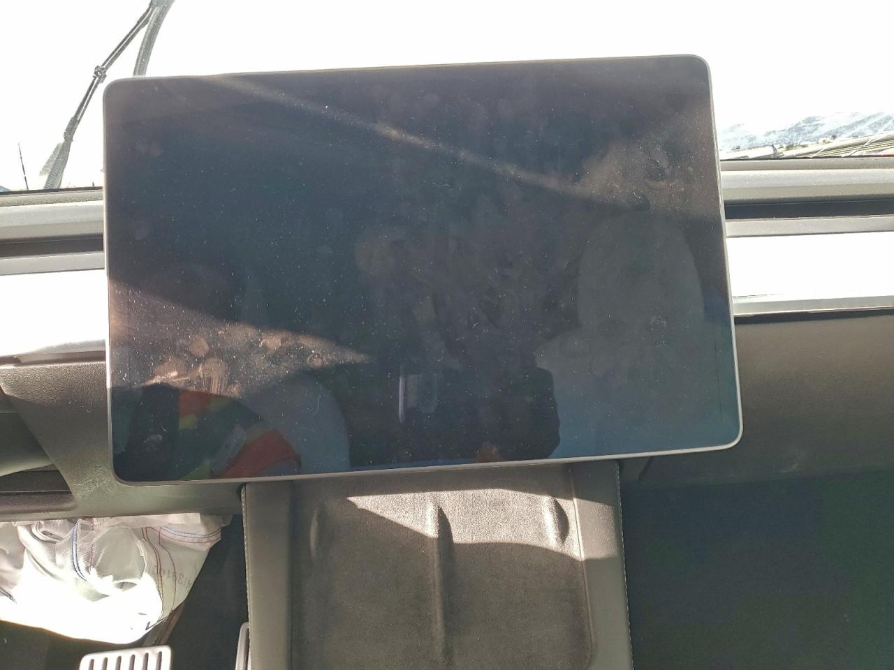 2022 Tesla Model Y VIN: 7SAYGDEF5NF390415 Lot: 94067395