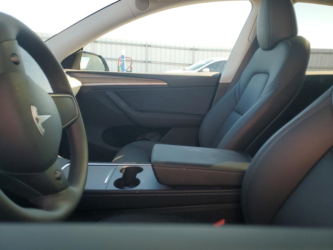 2025 Tesla Model Y VIN: 7SAYGDEE5SA353560 Lot: 92127105