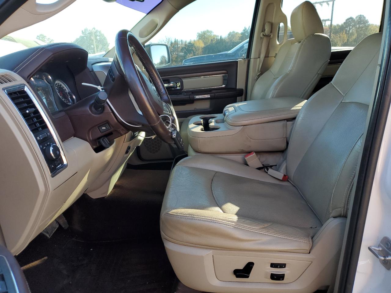 2015 Ram 1500 Laramie VIN: 1C6RR7NT1FS539370 Lot: 91758345