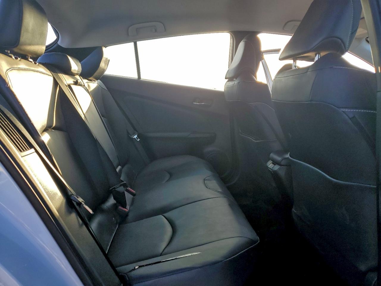 2022 Toyota Prius Prime Le VIN: JTDKAMFP2N3226208 Lot: 94053935