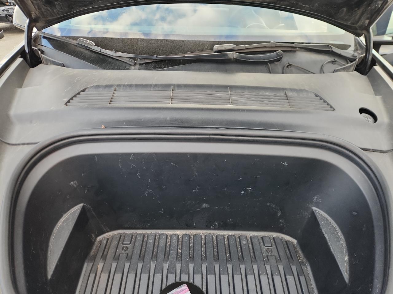 2023 Tesla Model Y VIN: 7SAYGAEE3PF702255 Lot: 93317905