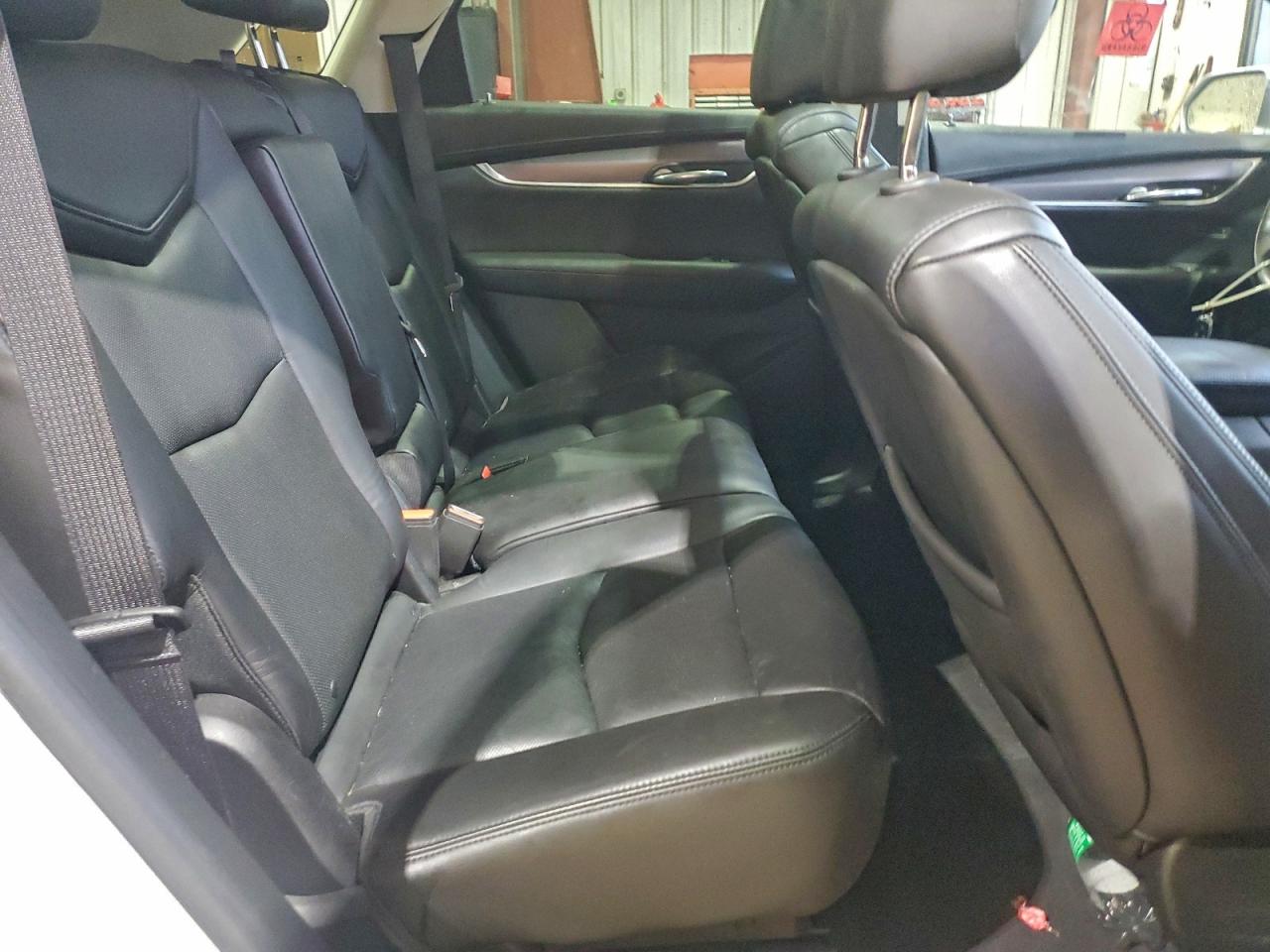 2017 Cadillac Xt5 Luxury VIN: 1GYKNBRS0HZ102930 Lot: 93674655