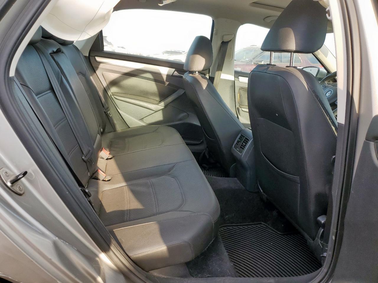 2013 Volkswagen Passat Se VIN: 1VWBH7A31DC120314 Lot: 93241485