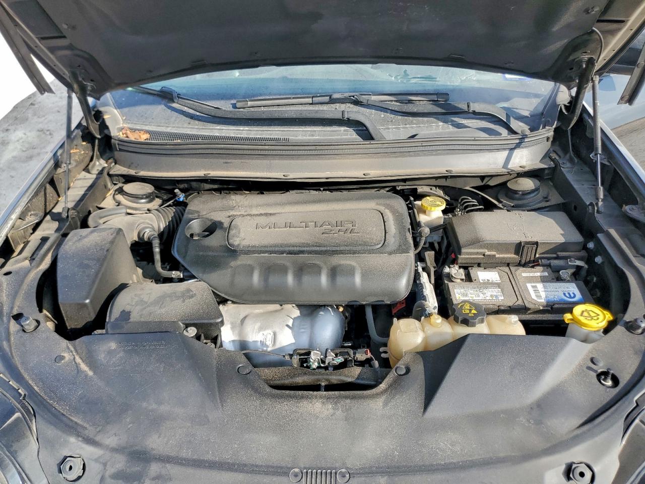 2020 Jeep Cherokee Latitude Plus VIN: 1C4PJLLB9LD511553 Lot: 93619655