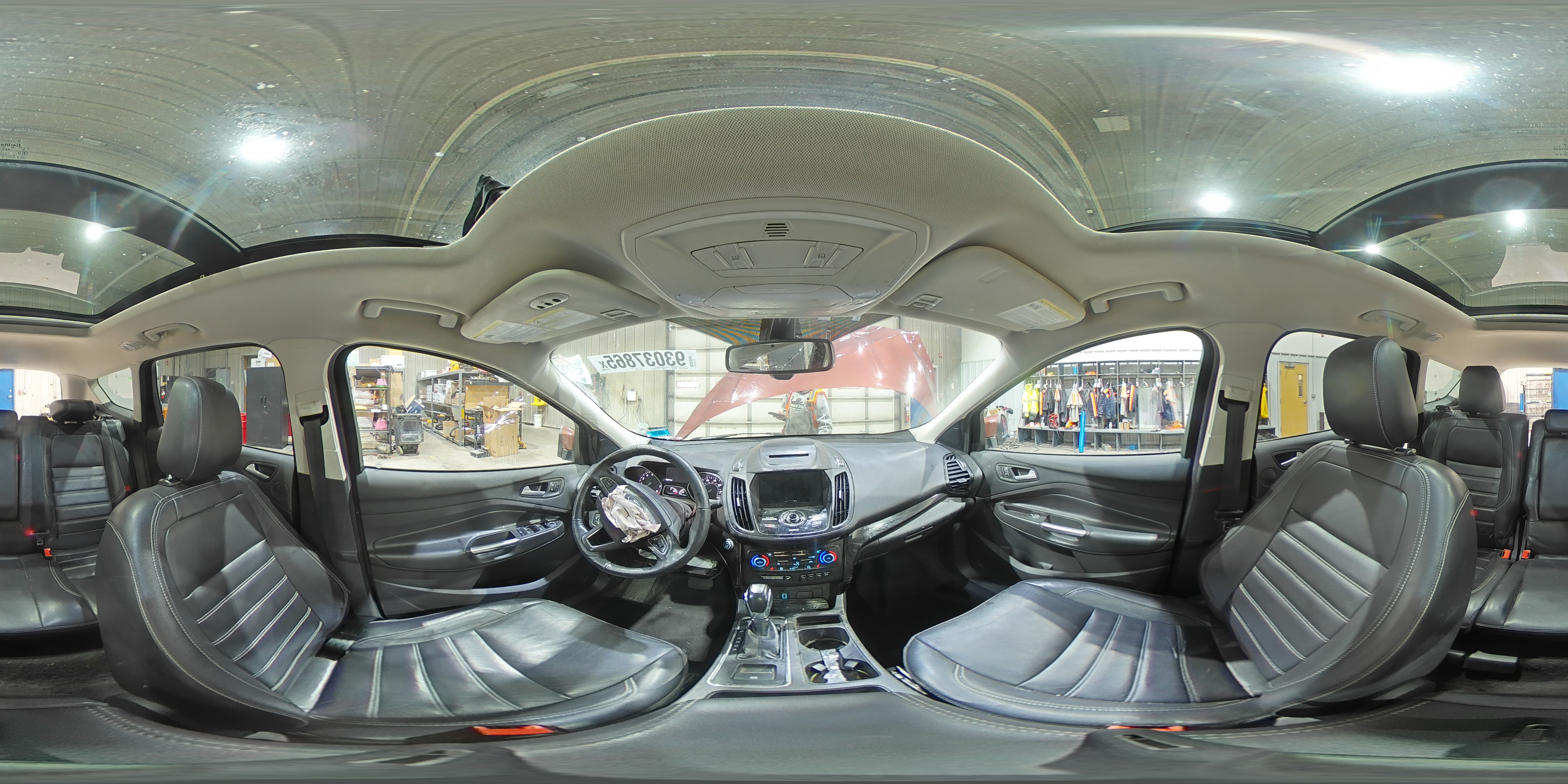 2018 Ford Escape Titanium VIN: 1FMCU9J96JUB74762 Lot: 93037865