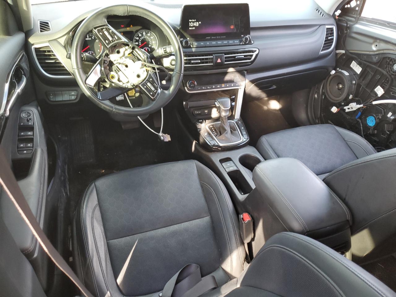 2021 Kia Seltos Sx VIN: KNDETCA27M7187135 Lot: 90667425