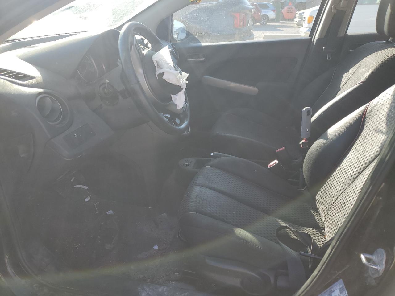 2014 Mazda Mazda2 Touring VIN: JM1DE1LZ0E0177240 Lot: 92421665