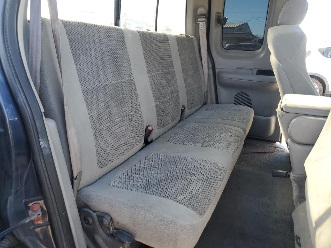 2002 Ford F150 VIN: 1FTRX17W12NB81392 Lot: 92231195