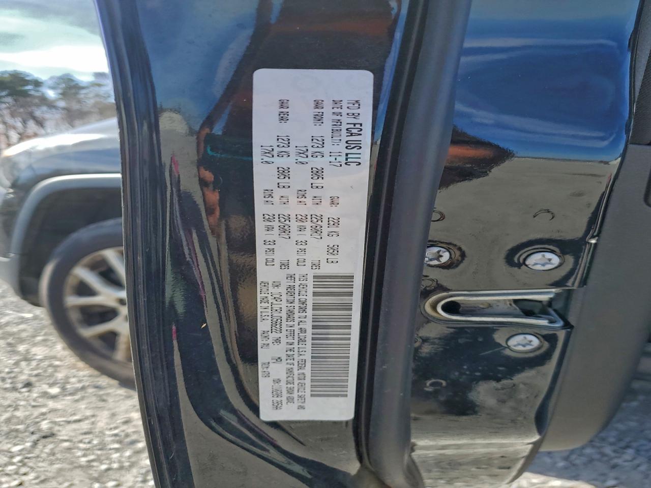 2018 Jeep Cherokee Latitude VIN: 1C4PJLCB1JD566222 Lot: 94166345