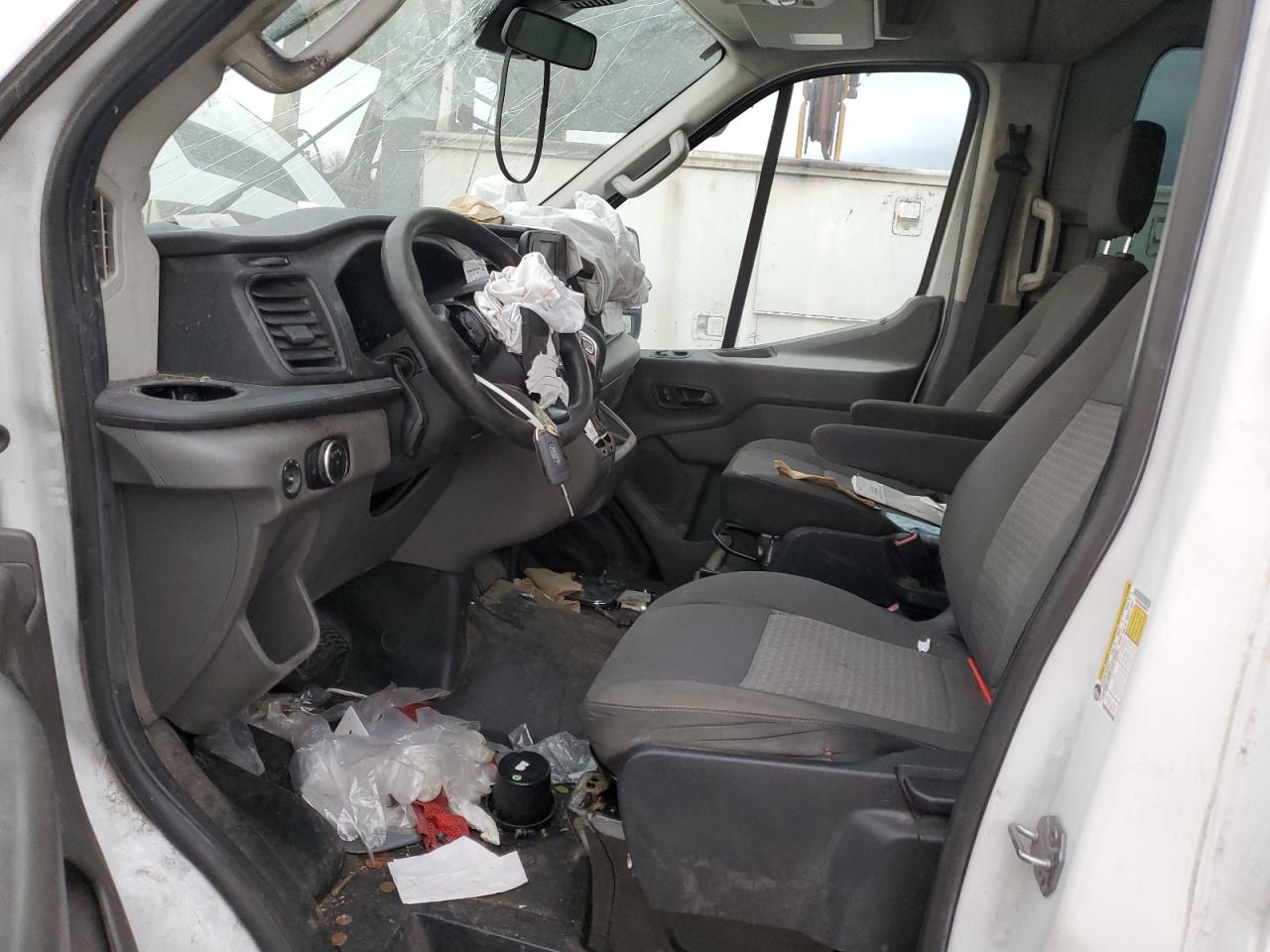 2020 Ford Transit T-250 VIN: 1FTBR1D85LKA80781 Lot: 92931655