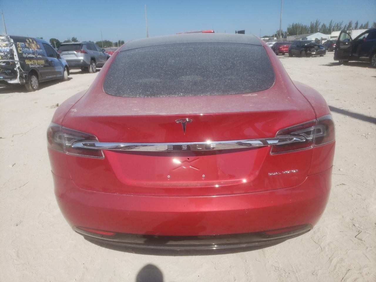 2020 Tesla Model S VIN: 5YJSA1E22LF403084 Lot: 91122375