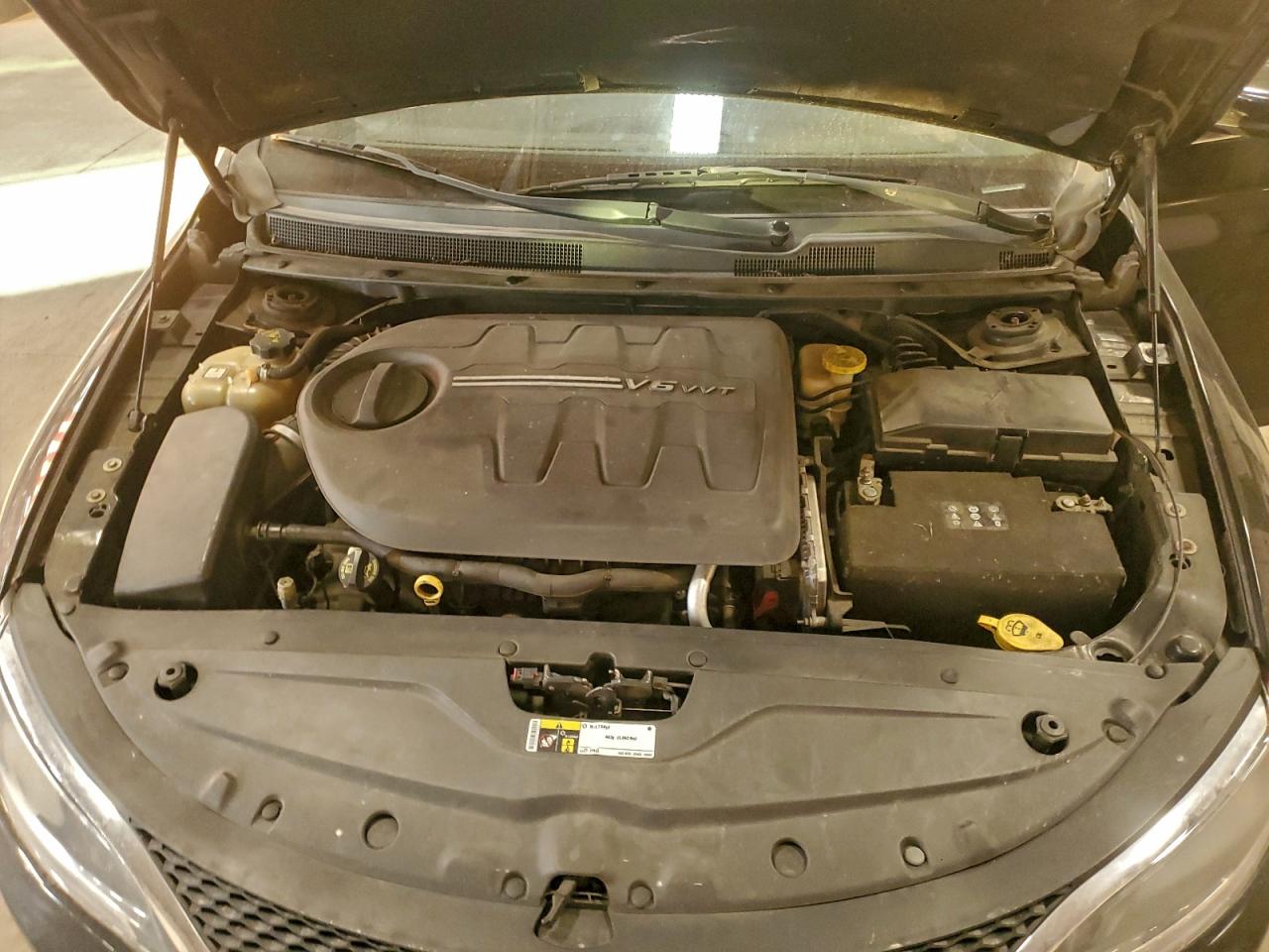 2016 Chrysler 200 C VIN: 1C3CCCEGXGN101639 Lot: 94070365