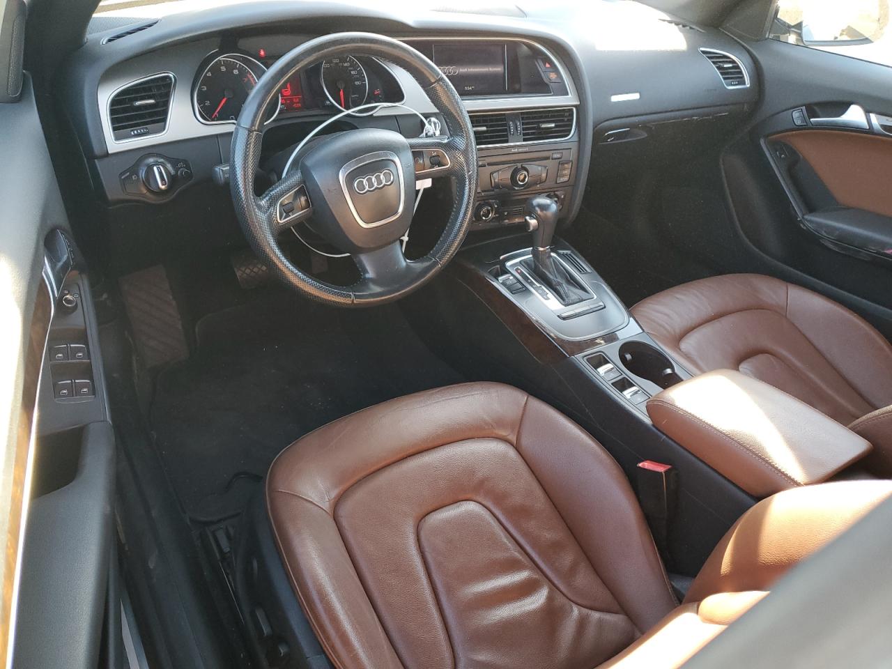 2010 Audi A5 Premium Plus VIN: WAULFAFH1AN018992 Lot: 91023865