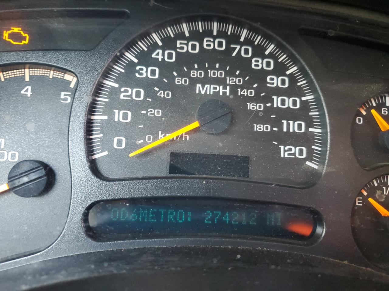 2005 Chevrolet Silverado - Flatbed Truck VIN: 1GCJK33285F856552 Lot: 90847045