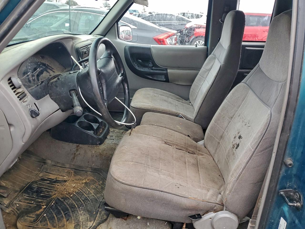 1995 Ford Ranger VIN: 1FTCR10A5STA31831 Lot: 94047105