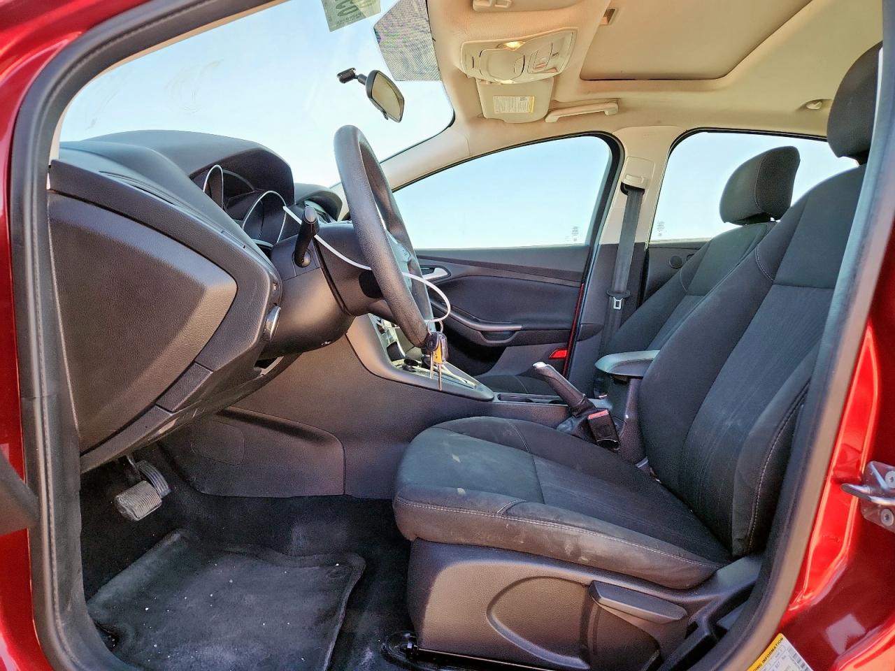 2017 Ford Focus Sel VIN: 1FADP3H27HL289348 Lot: 89729975