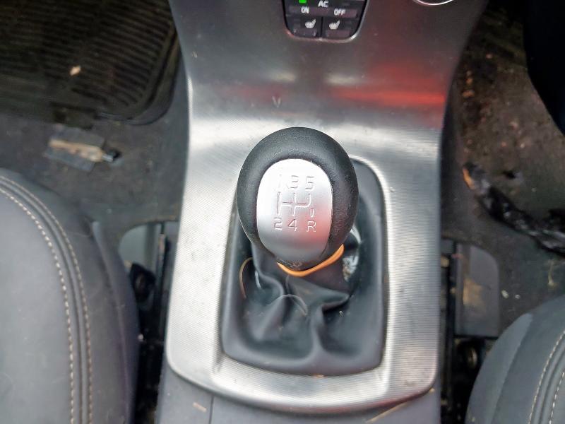 2013 VOLVO C30 2.0 R DESIGN LUX 3DR