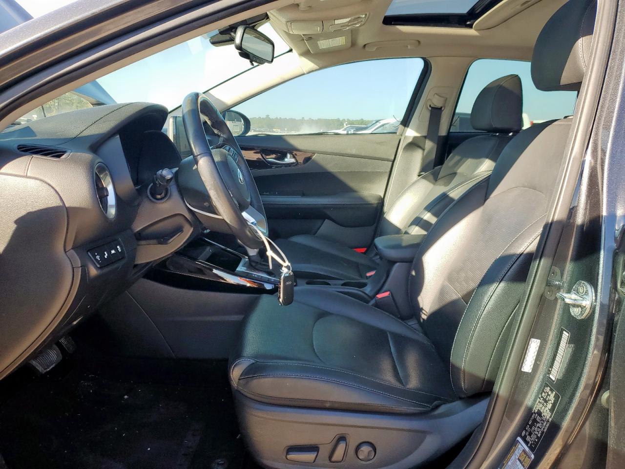 2021 Kia Forte Ex VIN: 3KPF54AD8ME338022 Lot: 91137605