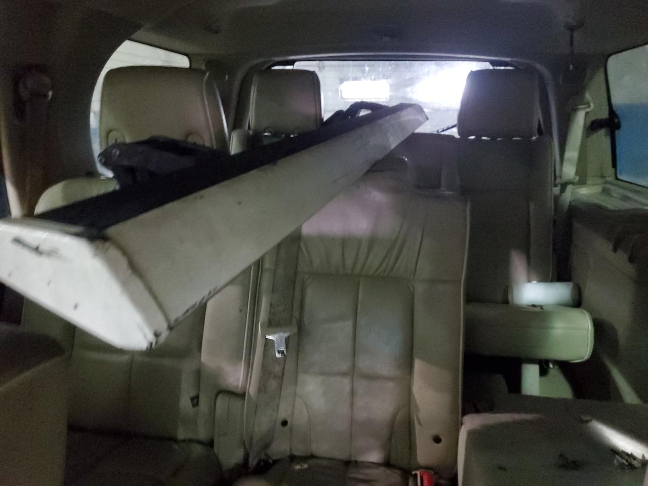 2011 Lincoln Navigator VIN: 5LMJJ2J5XBEJ02704 Lot: 89914045