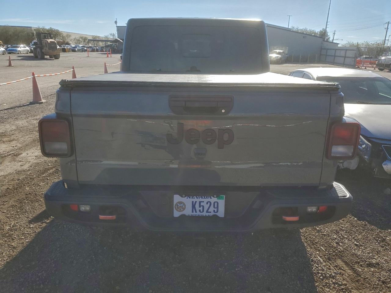 2020 Jeep Gladiator Sport VIN: 1C6JJTAG2LL141693 Lot: 94735805