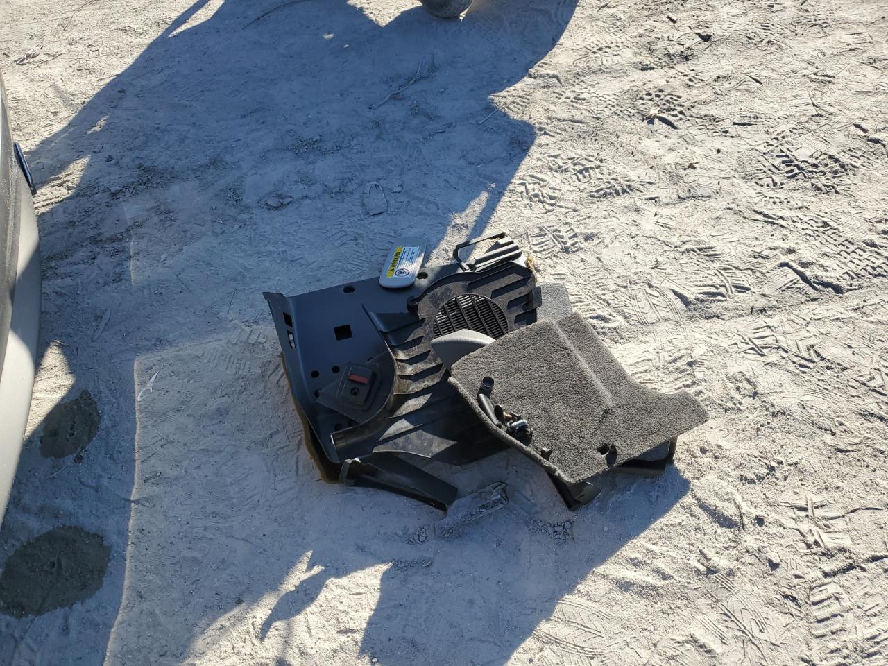 2004 Mercedes-Benz Sl 500 VIN: WDBSK75F74F079547 Lot: 91134225