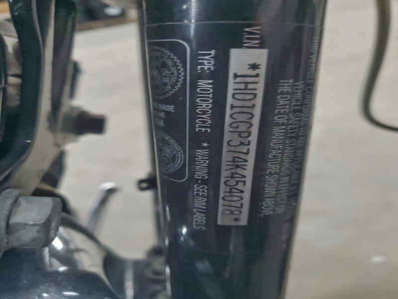 2004 HARLEY-DAVIDSON XL1200 C  