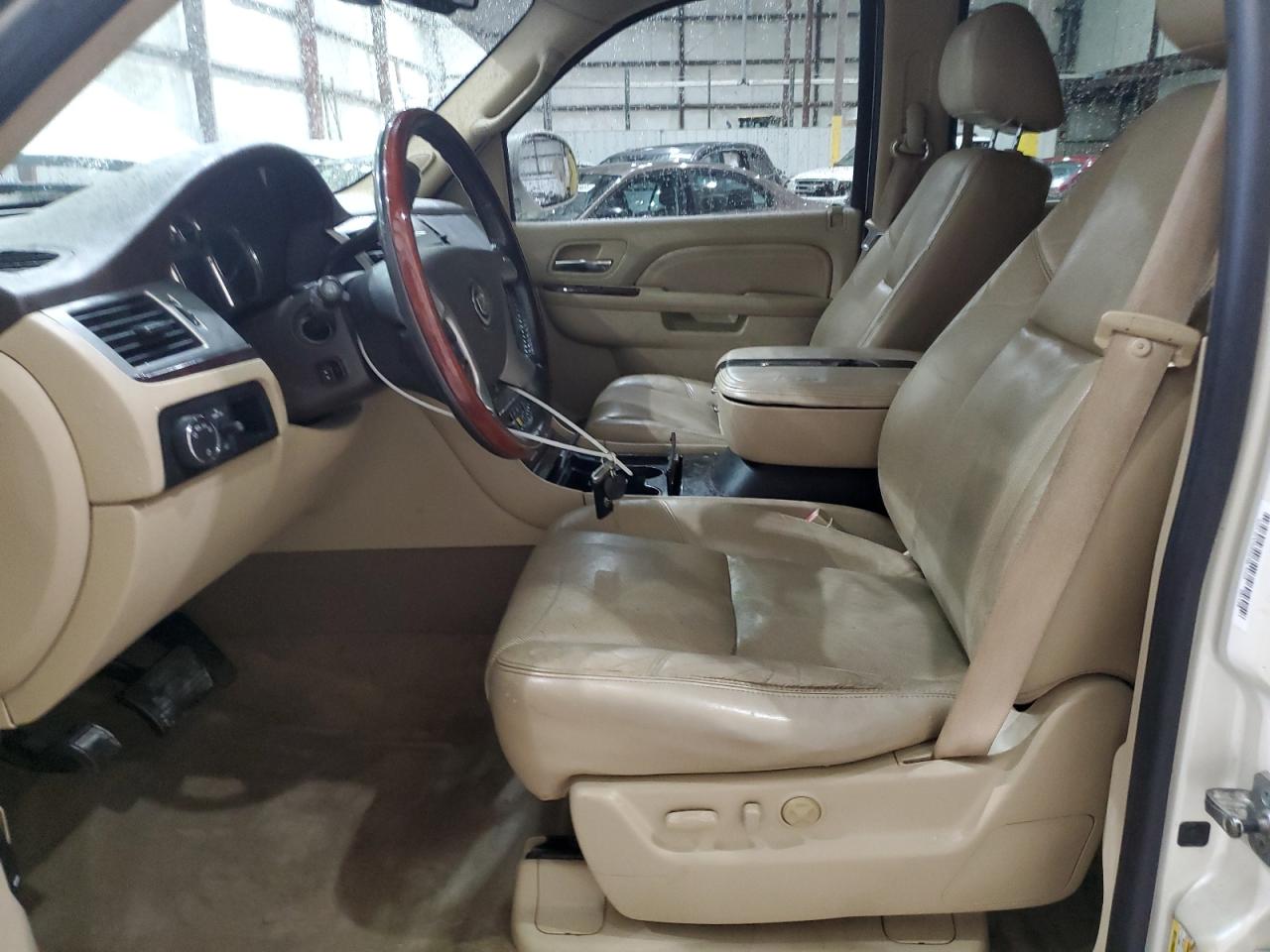 2010 Cadillac Escalade Premium VIN: 1GYUCCEF4AR199486 Lot: 92070595
