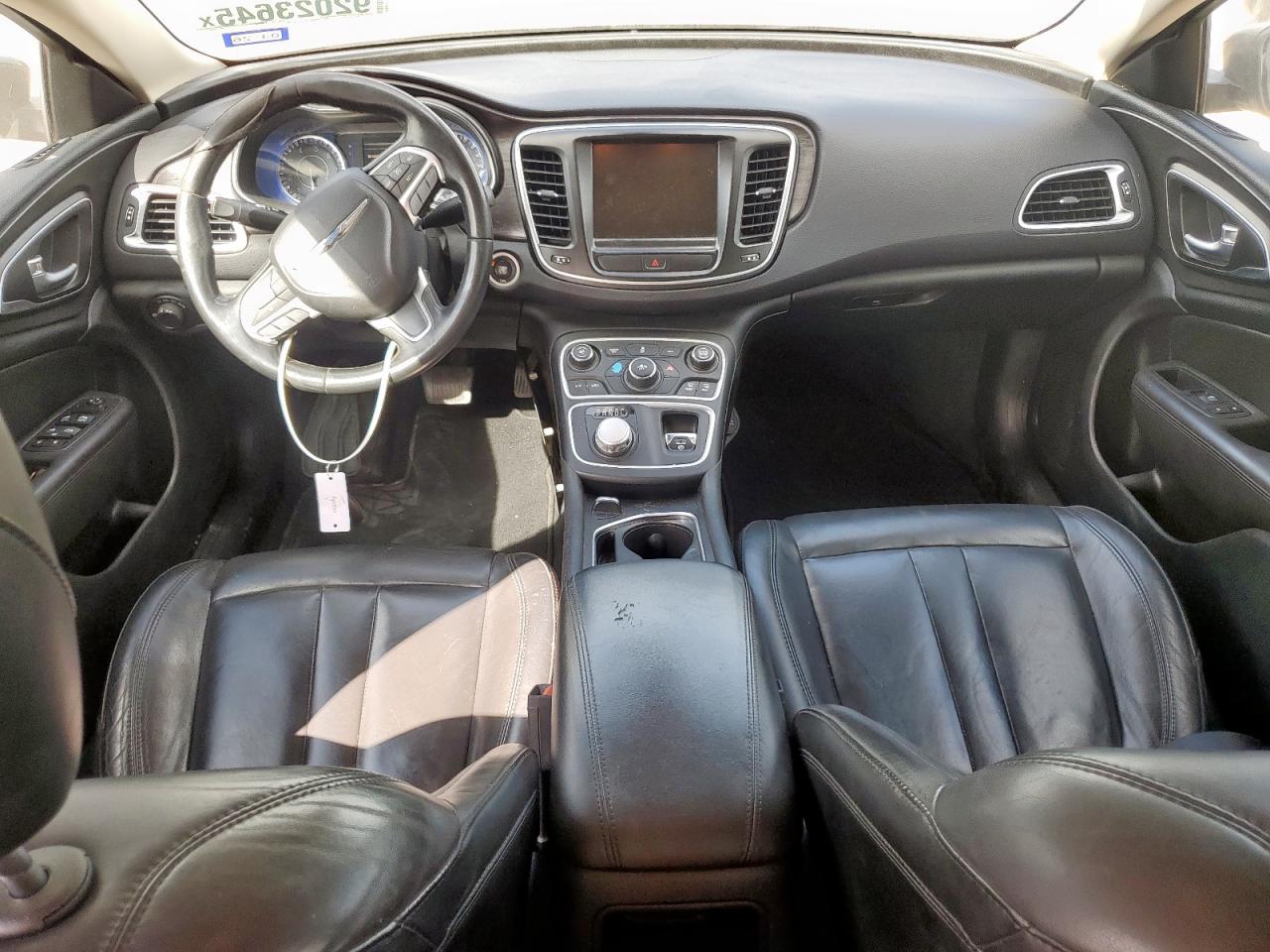 2017 Chrysler 200 Limited VIN: 1C3CCCAB8HN510685 Lot: 92023645