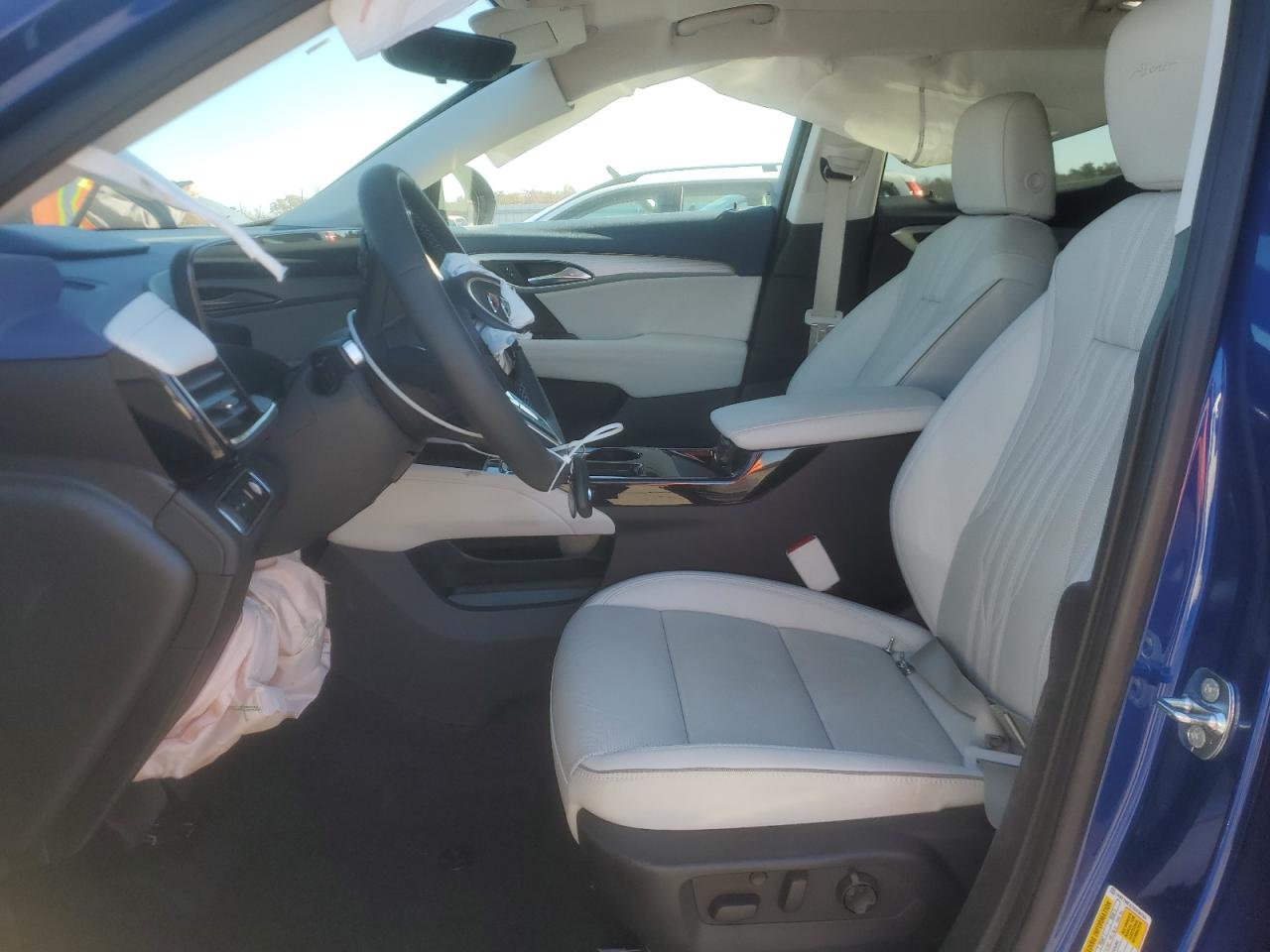 2025 Buick Envision Avenir VIN: LRBFZME42SD039704 Lot: 92228755