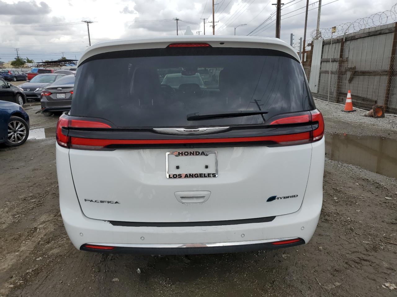 2022 Chrysler Pacifica Hybrid Touring L VIN: 2C4RC1L72NR129934 Lot: 93880705