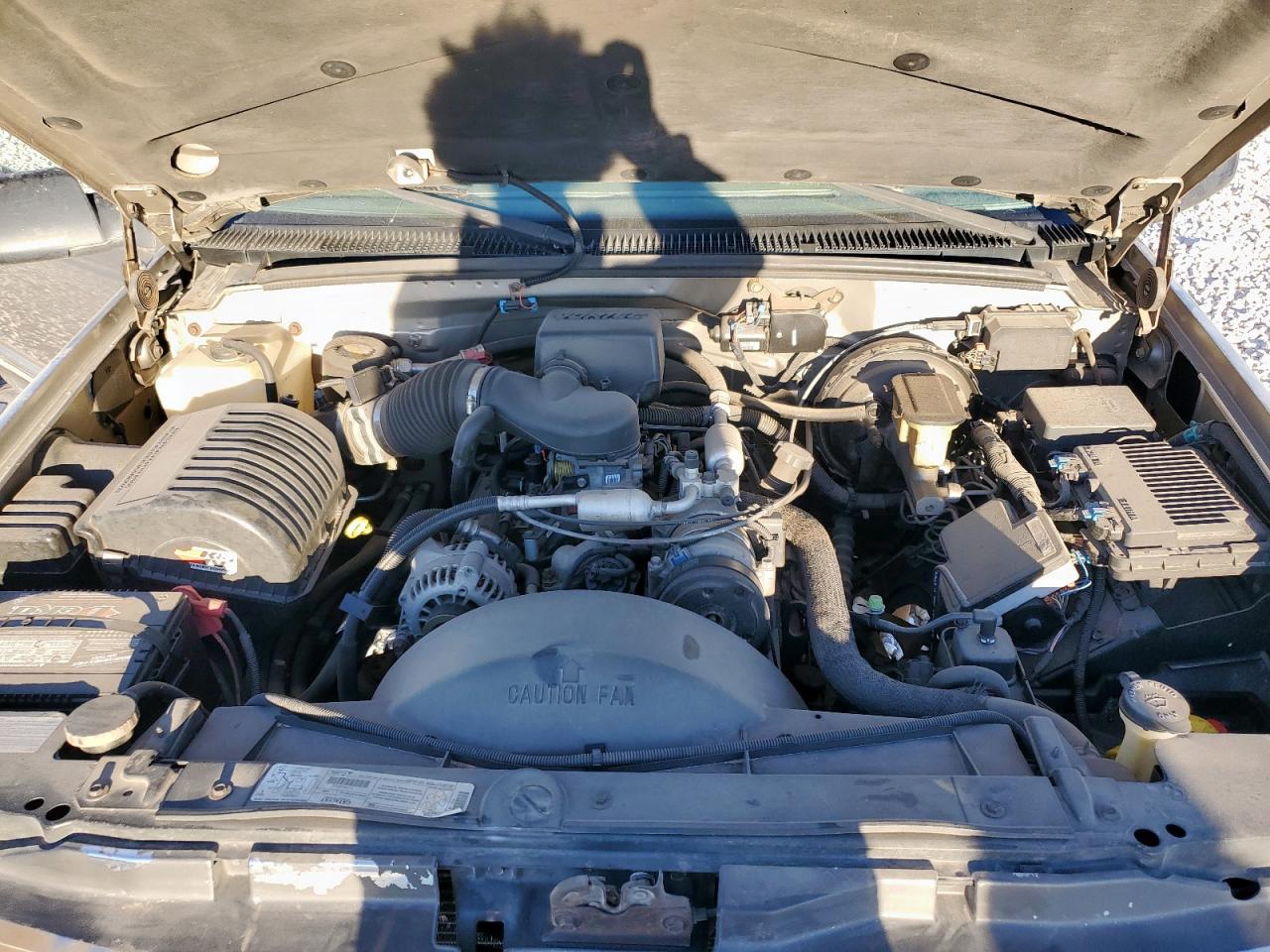 1998 Chevrolet Gmt-400 C1500 VIN: 1GCEC14R4WZ175223 Lot: 91489105