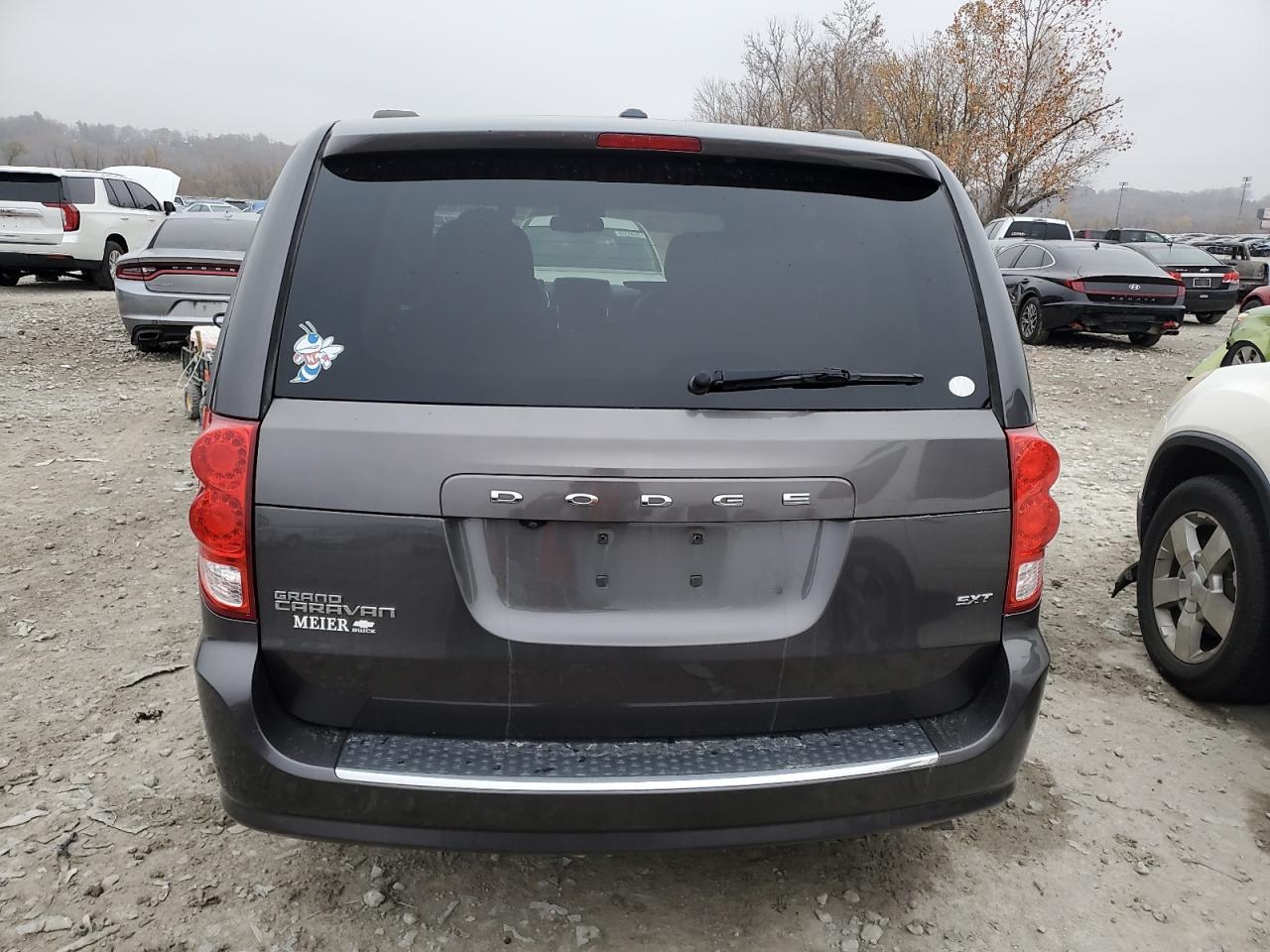 2017 Dodge Grand Caravan Sxt VIN: 2C4RDGCG2HR738865 Lot: 93637745